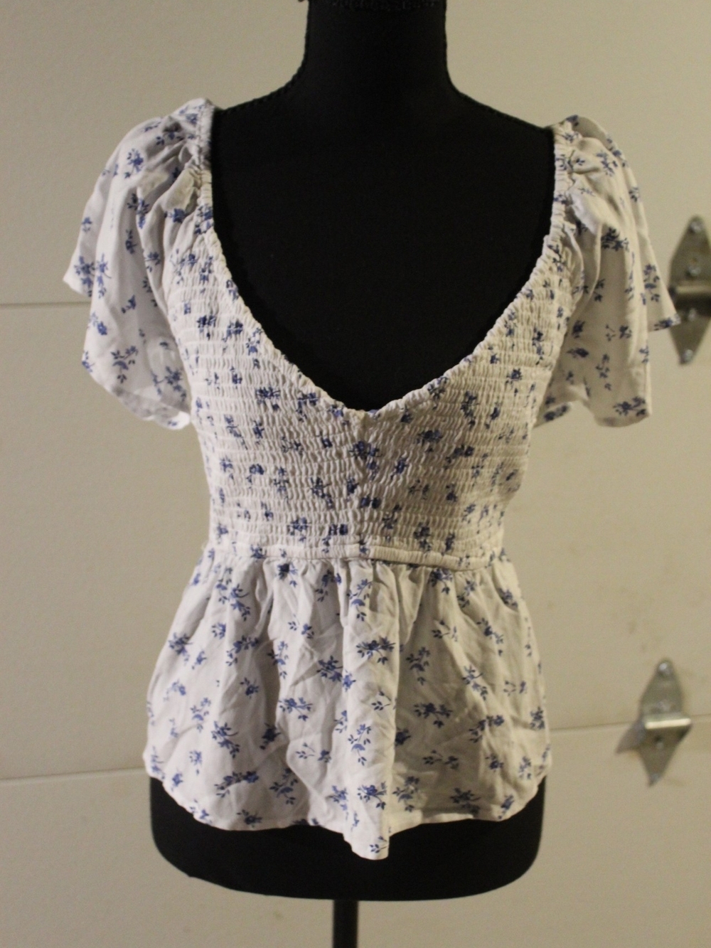 Hollister White Off-Shoulder Floral Blouse with Blue Print